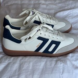 White and Navy women’s Sneakers